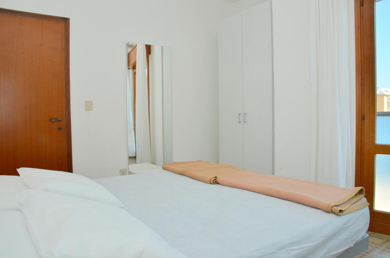 Altan Apartman Bibione Kültér fotó