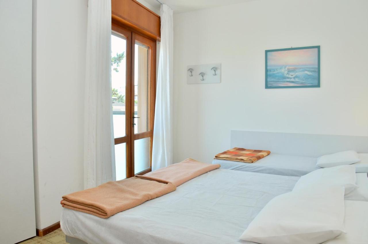 Altan Apartman Bibione Kültér fotó