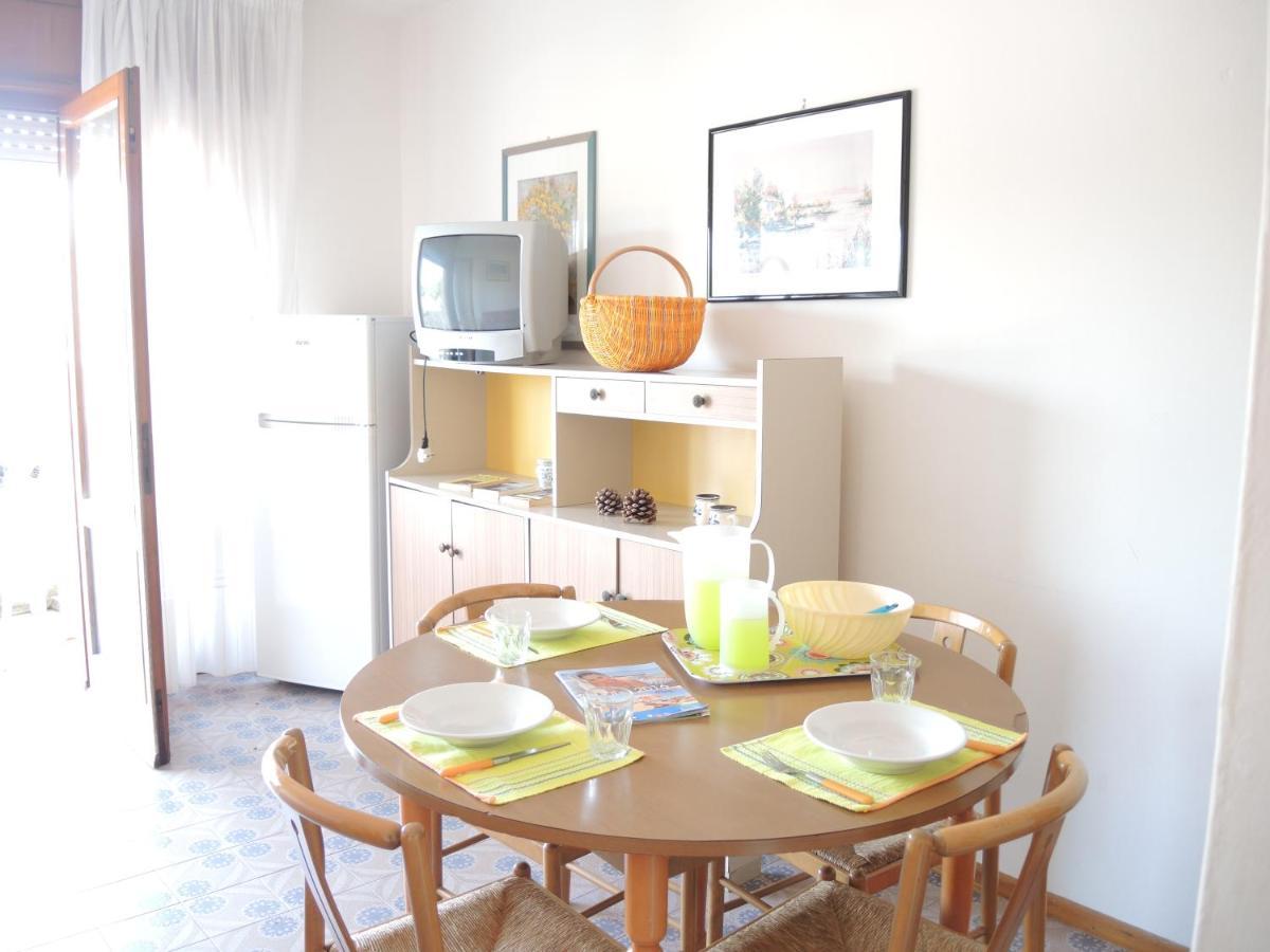 Altan Apartman Bibione Kültér fotó